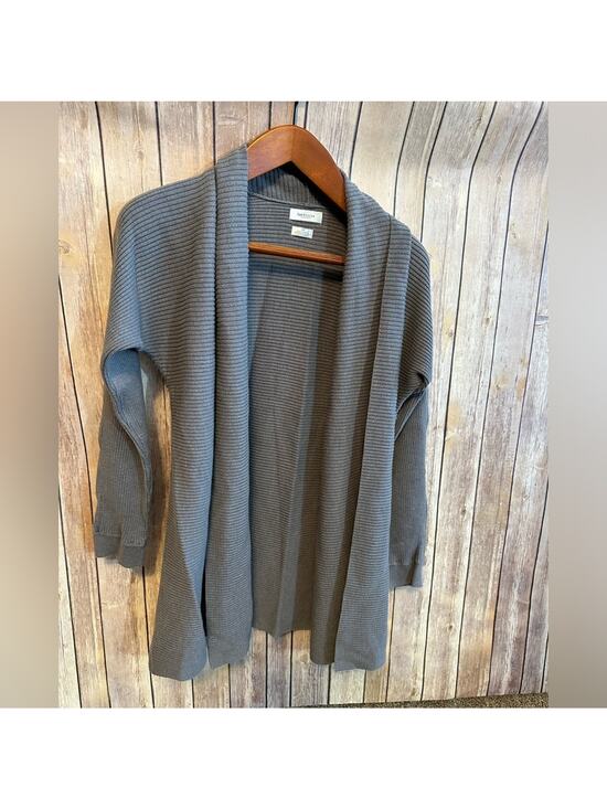 Van Heusen Sweaters - Van Husen, women’s size small cardigan, like new, gray/tan